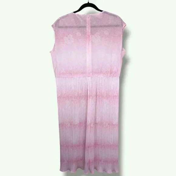 V. Carlo Reni Pink Sleeveless Pleated Dress - Picture 5 of 6